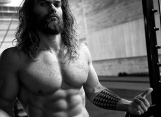 His Body Built Like Aquaman