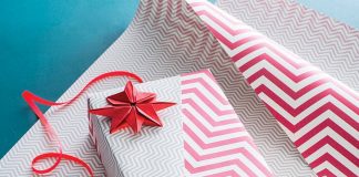 LADIES PLEASE USE THE WRAPPING PAPERS by Ebenezer Diyaolu