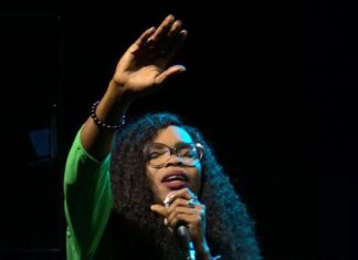 I Get Backing - Victoria Orenze Mp3 Download