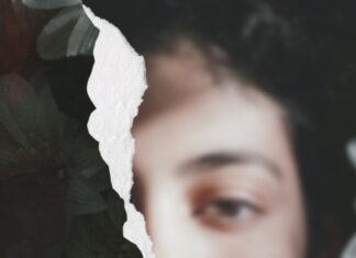 BORN FROM MADNESS 💢 Part 1💢 - Missing Pen